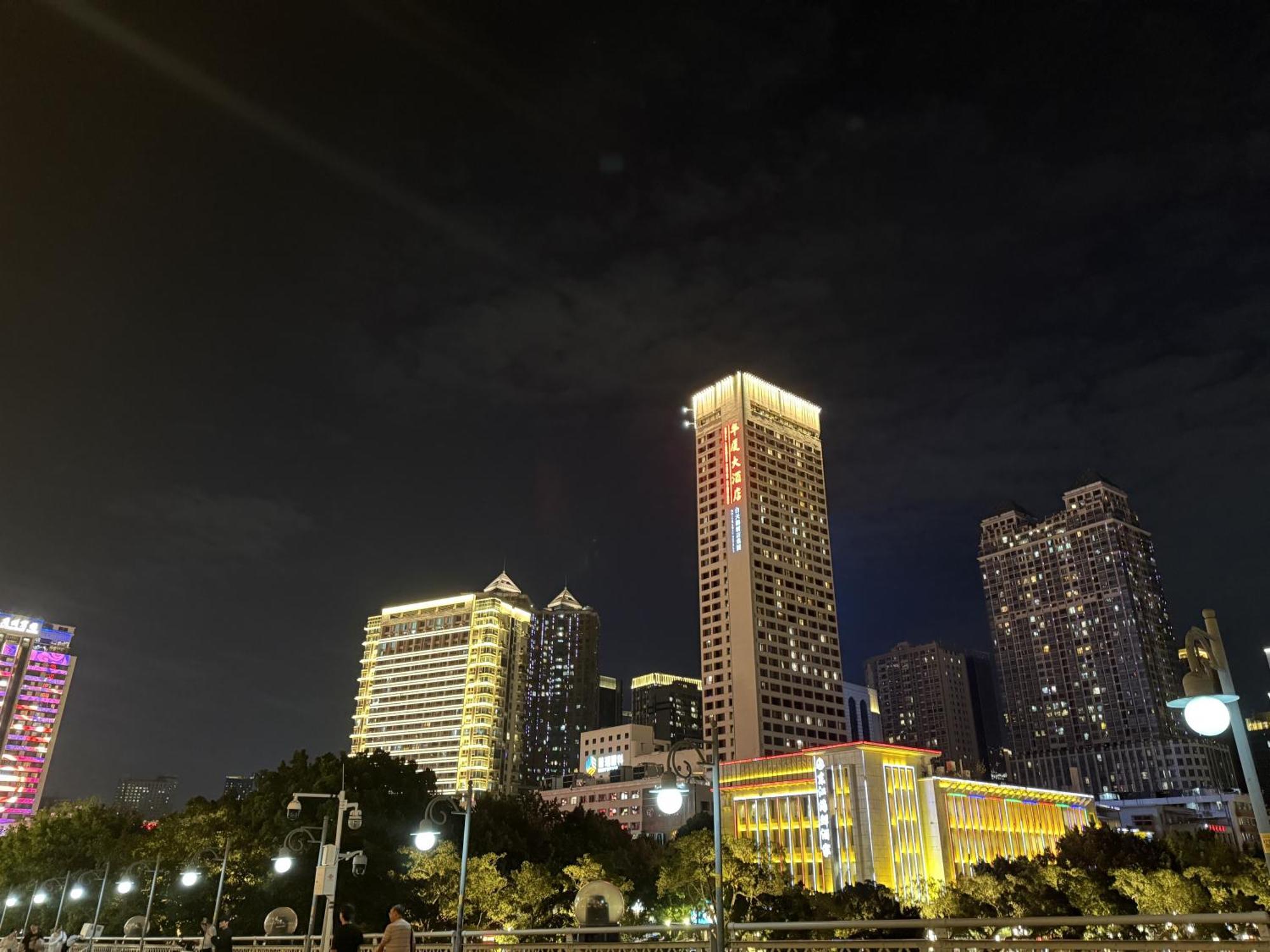 Waifiden Guangzhou Haizhu Square Wanyi Apartment Экстерьер фото